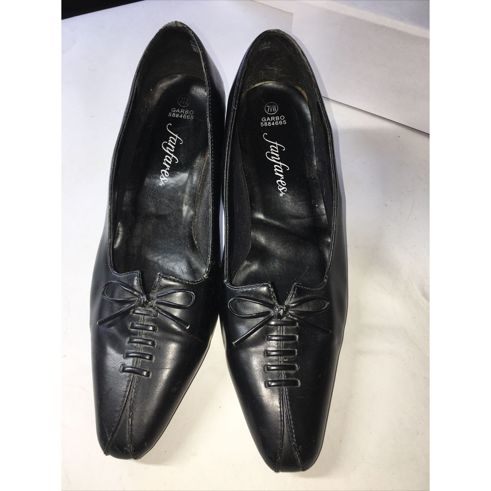 Fanfares Women's Garbo  Sz 7.5 W Black Faux Leather Slip On Kitten Heels Pumps